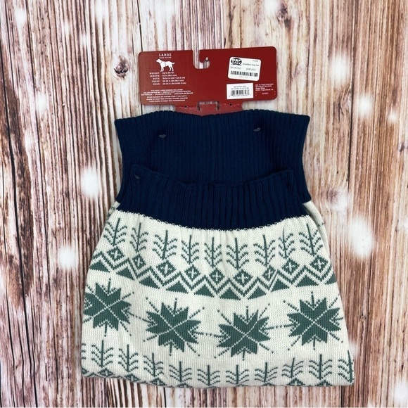 Knit Snowflake Cozy Dog Sweater NWT Size Large - Picture 4 of 14